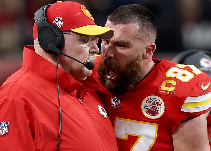 Travis Kelce Being Called Out For “Red Flag” Moment on Social Media